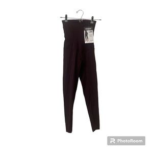 Lenoisa Extra High Waisted Compression Leggings Smoothing Slimming SML Wine NWT